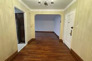 69-10 Yellowstone Blvd, Forest Hills, NY 11375 - Photo 3