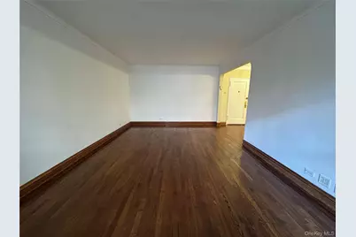 69-10 Yellowstone Blvd #115, Forest Hills, NY 11375 - Photo 5