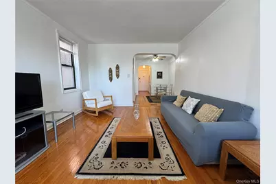 69-40 Yellowstone Blvd #404, Forest Hills, NY 11375 - Photo 5