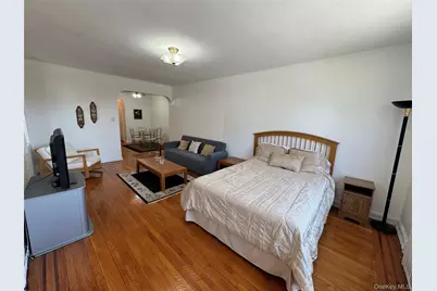 69-40 Yellowstone Blvd #404, Forest Hills, NY 11375 - Photo 9