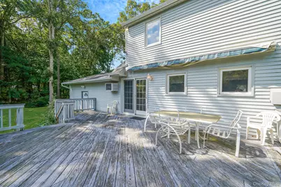 123 Parkside Avenue, Miller Place, NY 11764 - Photo 7