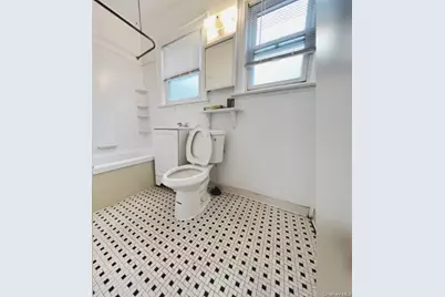 8041 159th Street, Jamaica, NY 11432 - Photo 13