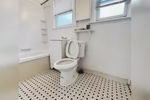 80-41 159th St, Jamaica, NY 11432 - Photo 13