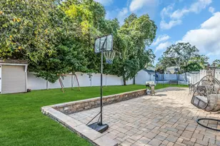 28 Grove St, Massapequa, NY 11758 - Photo 27