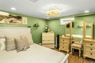 28 Grove St, Massapequa, NY 11758 - Photo 23