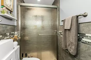 28 Grove St, Massapequa, NY 11758 - Photo 21