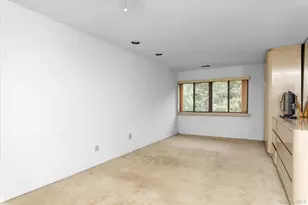 28 Spring Hollow, Roslyn, NY 11576 - Photo 13