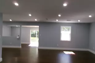 1706 Spur Dr S, Islip, NY 11751 - Photo 21