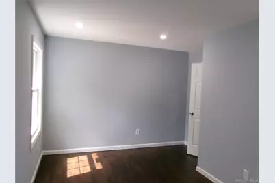 1706 Spur Drive S, Islip, NY 11751 - Photo 11