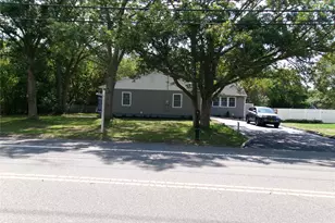 1706 Spur Dr S, Islip, NY 11751 - Photo 9