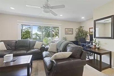 336 Edmunton Drive #L12, North Babylon, NY 11703 - Photo 3