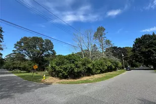 4 Olive Ln, Shirley, NY 11967 - Photo 5