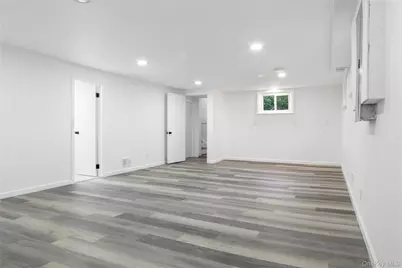 11 Queen Street, New Windsor, NY 12553 - Photo 15