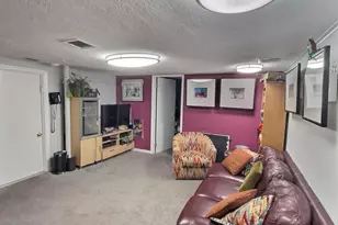 467 Susan Ct, West Hempstead, NY 11552 - Photo 37