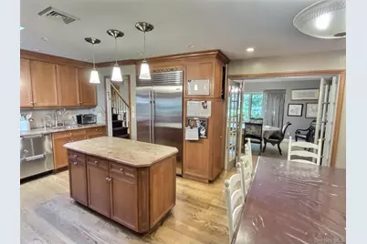 467 Susan Court, West Hempstead, NY 11552 - Photo 11