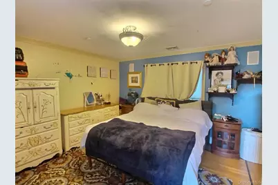 467 Susan Court, West Hempstead, NY 11552 - Photo 33