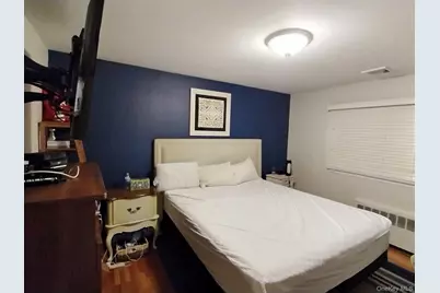 467 Susan Court, West Hempstead, NY 11552 - Photo 35