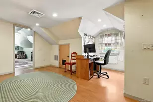 23 Robert Rd, Poughkeepsie, NY 12603 - Photo 19