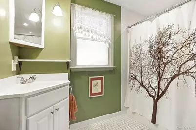 23 Robert Road, Poughkeepsie, NY 12603 - Photo 21