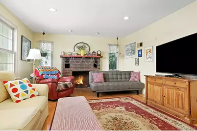 23 Robert Road, Poughkeepsie, NY 12603 - Photo 5