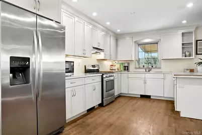 23 Robert Road, Poughkeepsie, NY 12603 - Photo 13