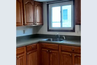 40 Pinewood Drive, Shirley, NY 11967 - Photo 3