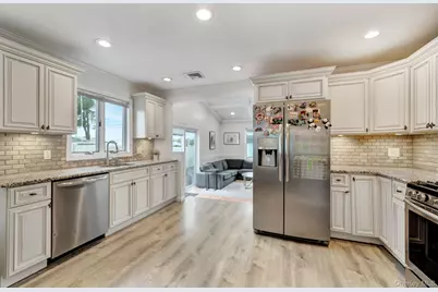 149 Cardinal Road, Levittown, NY 11756 - Photo 9