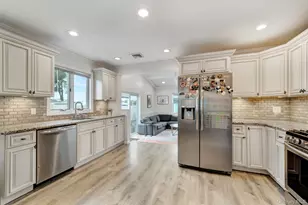 149 Cardinal Rd, Levittown, NY 11756 - Photo 9