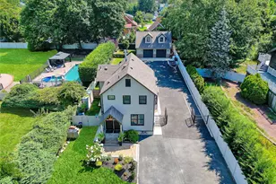 2325 Centre Ave, Bellmore, NY 11710 - Photo 33