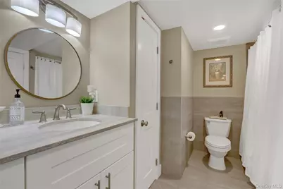 2325 Centre Avenue, Bellmore, NY 11710 - Photo 19