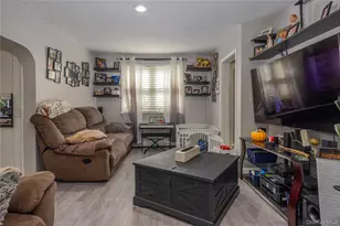 249 N MacQuesten Pkwy, Mount Vernon, NY 10550 - Photo 9