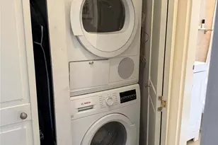 224-65 Kingsbury Ave, Bayside, NY 11364 - Photo 17