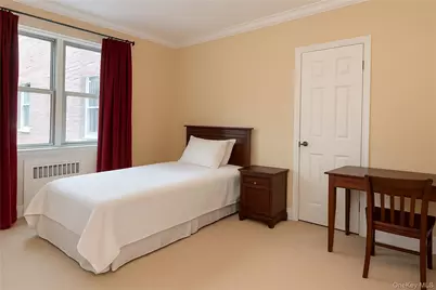 640 W 231 Street #5D, Bronx, NY 10463 - Photo 9