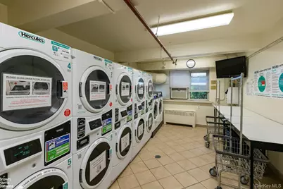 640 W 231 Street #5D, Bronx, NY 10463 - Photo 15