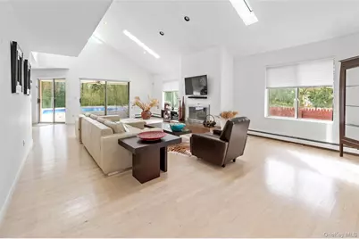 9 The Registry, East Quogue, NY 11942 - Photo 3