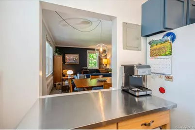 737 N Broadway #2D, Hastings on Hudson, NY 10706 - Photo 5