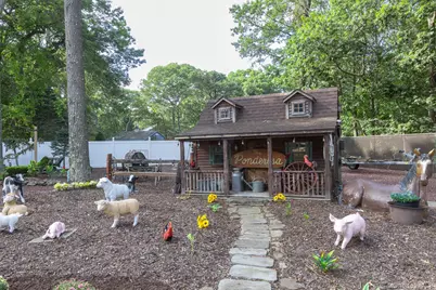 50 Margin Drive W, Shirley, NY 11967 - Photo 13