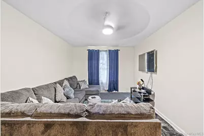 2105 Wallace Avenue #5A, Bronx, NY 10462 - Photo 13