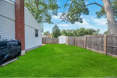 309 Dogwood Road W, Mastic Beach, NY 11951 - Photo 7