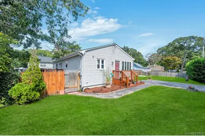 309 Dogwood Road W, Mastic Beach, NY 11951 - Photo 3