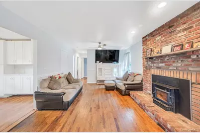 309 Dogwood Road W, Mastic Beach, NY 11951 - Photo 15