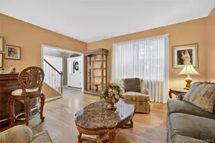 14 Meadow Crest Dr, Mahopac, NY 10541 - Photo 7