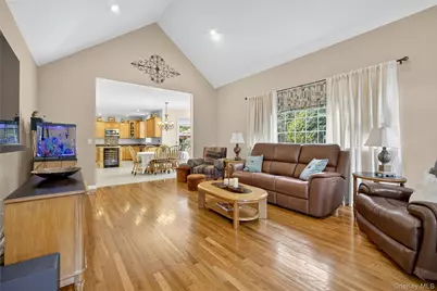 14 Meadow Crest Drive, Mahopac, NY 10541 - Photo 23