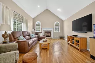 14 Meadow Crest Dr, Mahopac, NY 10541 - Photo 21