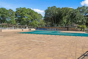 227 Blackpool Ct, Ridge, NY 11961 - Photo 19