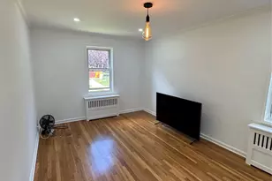 137 Smith, Freeport, NY 11520 - Photo 7