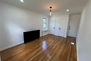 137 Smith, Freeport, NY 11520 - Photo 9