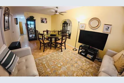 68-09 242nd Street #33A, Little Neck, NY 11362 - Photo 3