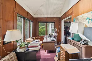 21 Connecticut Ave, Freeport, NY 11520 - Photo 5