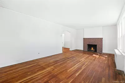 82 Shelley Avenue, Port Chester, NY 10573 - Photo 3